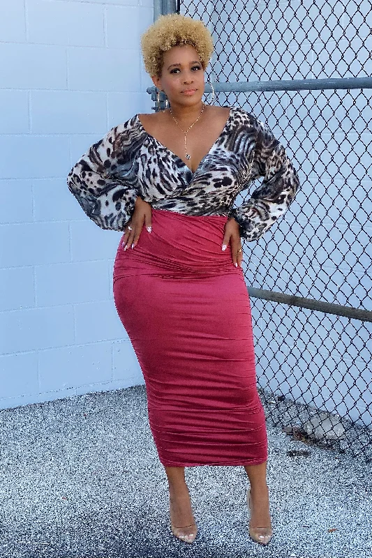 Skirts for coffee shop dates -Deon Ruched and Fitted Maxi Skirt - Marsala