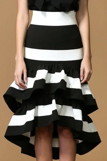 Skirts for comfortable yet trendy looks -Black and White Tiered Midi Skirt