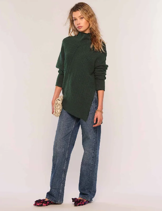 Pullover sweater for spring evenings -amia sweater