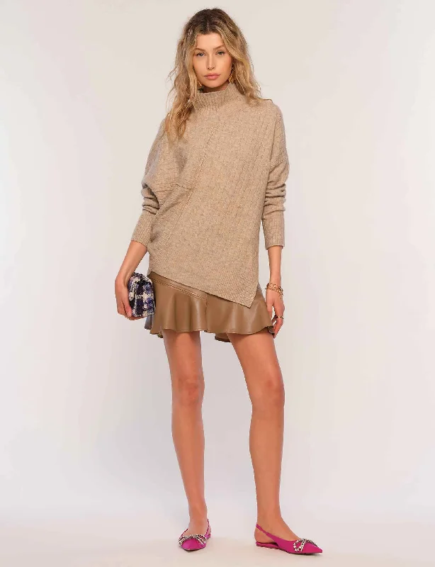 Pullover sweater for winter adventures -amia sweater