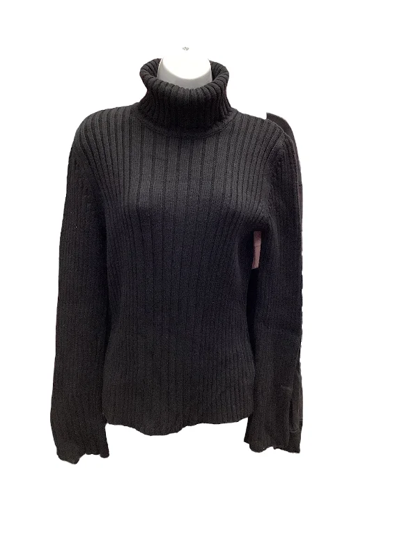 Pullover sweater with checkered print -Calvin Klein Women's Sweater Black M