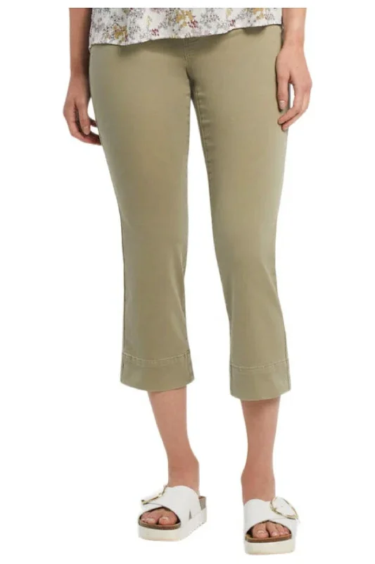 pants with ombre -Pull On Kick Flare Capri In Sage