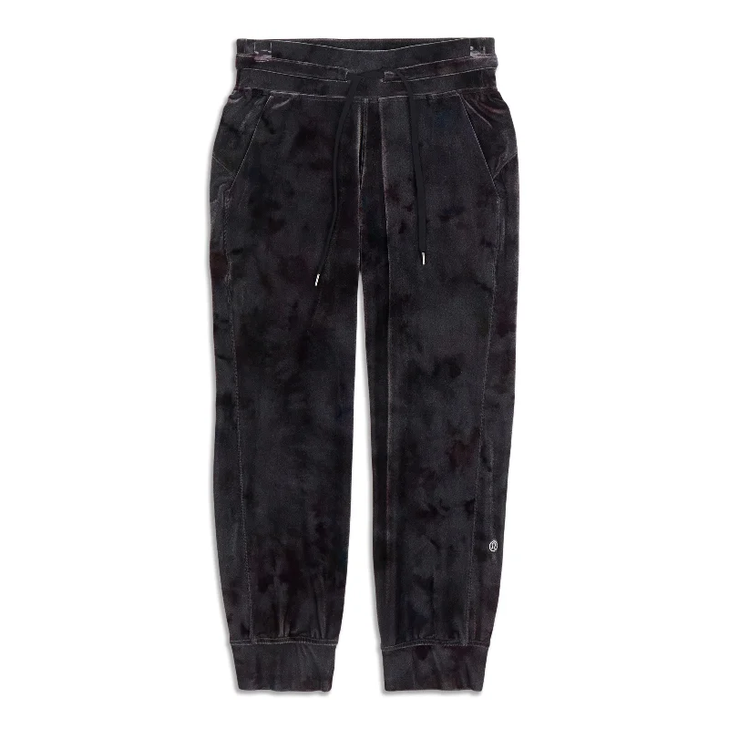 pants for unique -Ready To Crush High-Rise Jogger Crop - Resale