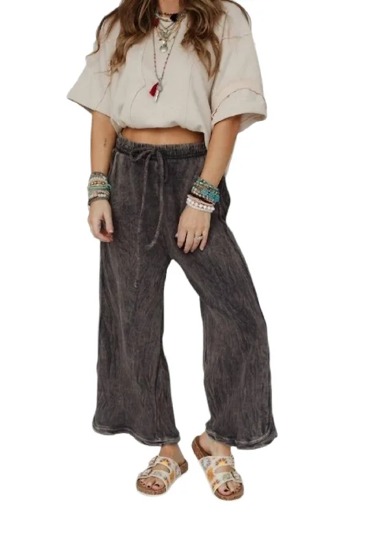 fire pants fierce -So Comfy Wide Leg Pant - Petite In Charcoal